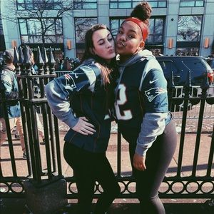 Meet your Posher, Avery